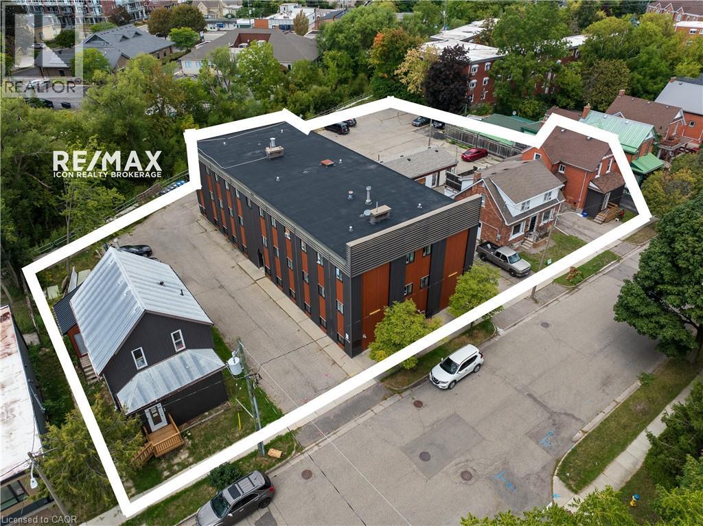 30-40 Laurel St, Waterloo, ON N2J 2H2