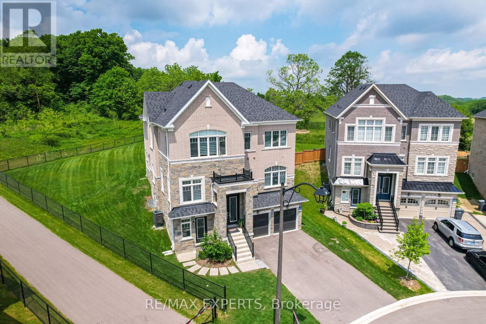 57 Arthur Griffin Cres, Caledon, ON L7C 3A3
