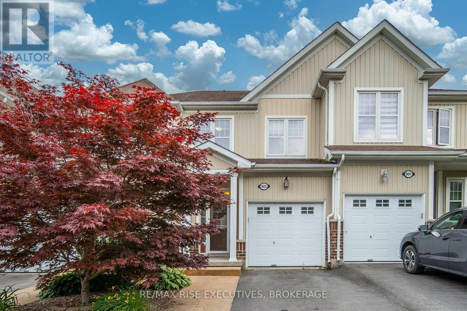 903 Ascot Ln, Kingston, ON K7K 3K3