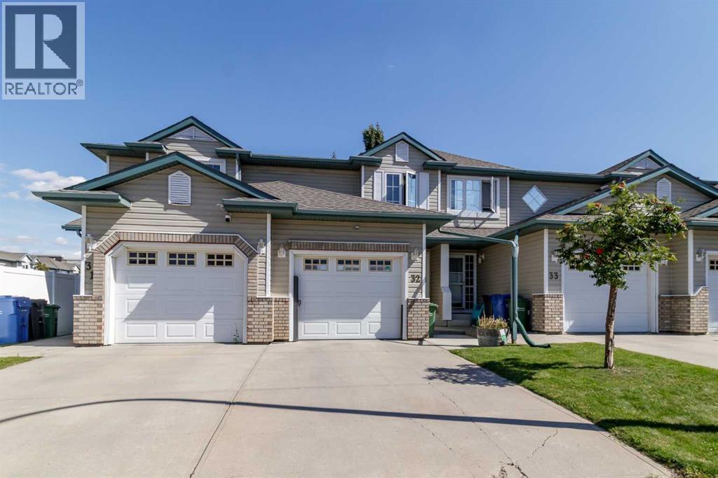 32 Oldford Close, Red Deer, AB T4P 3T7
