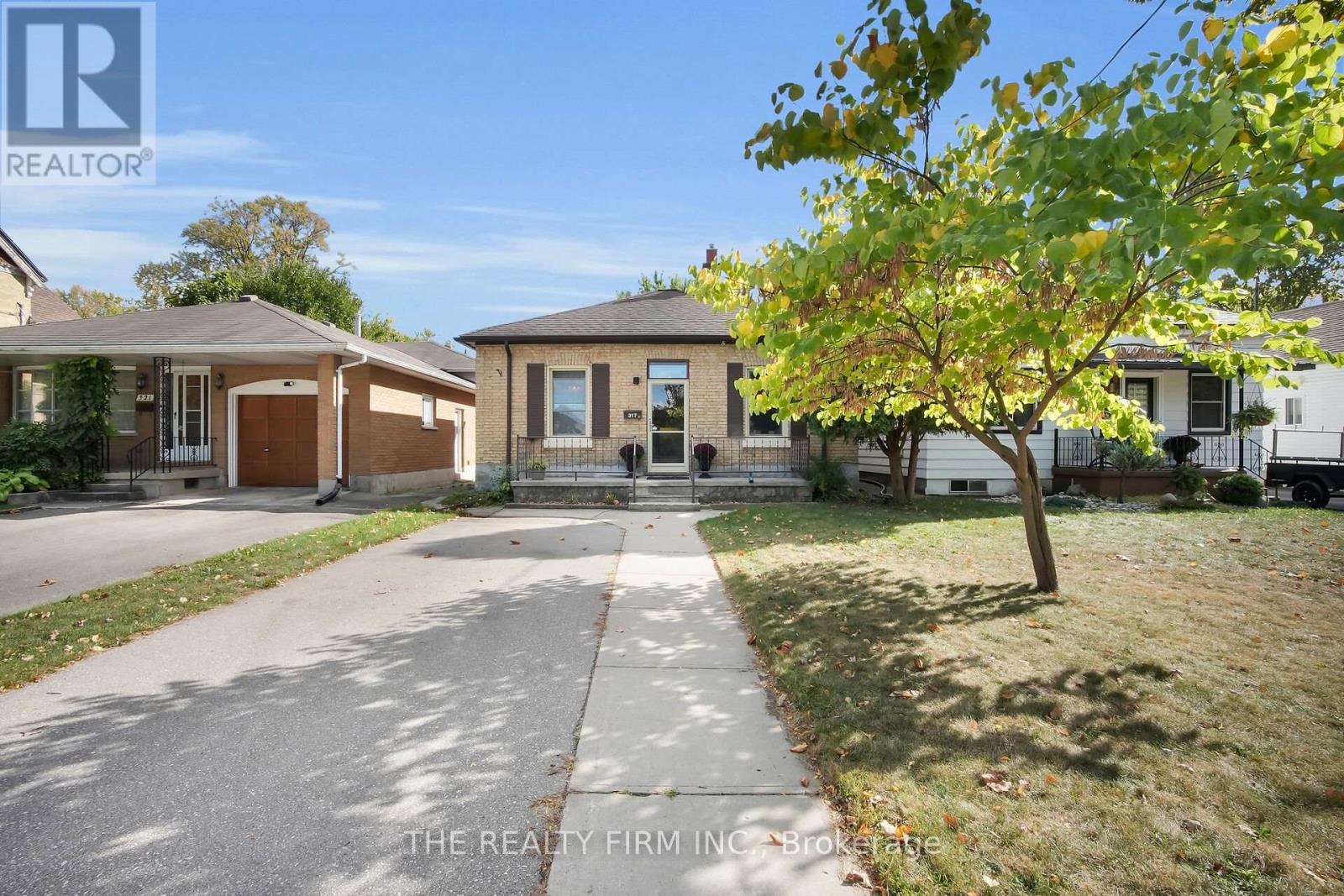 317 Simcoe St, London, ON N6B 1J4