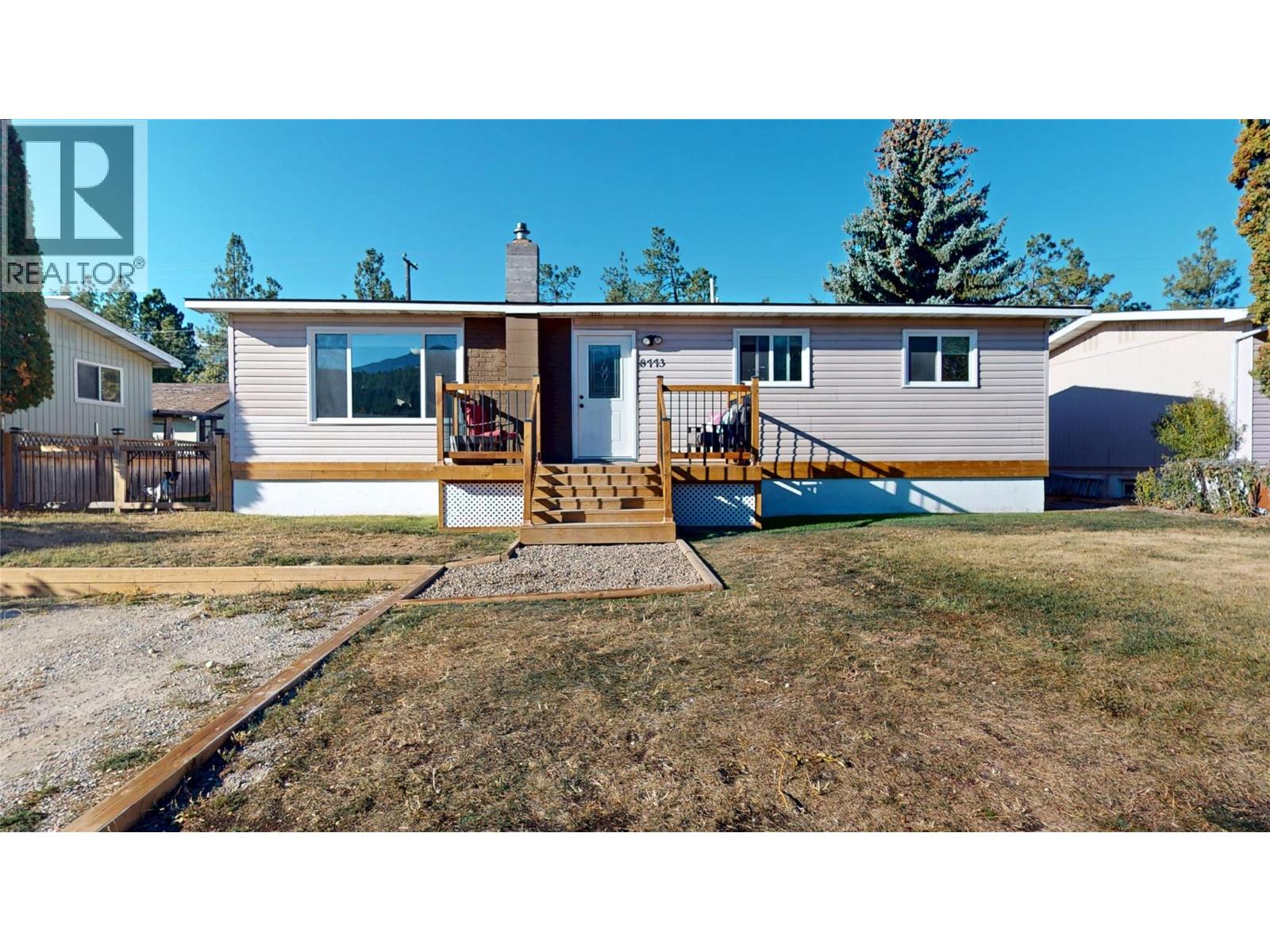 8773 Tamarack St, Canal Flats, BC V0B 1B0