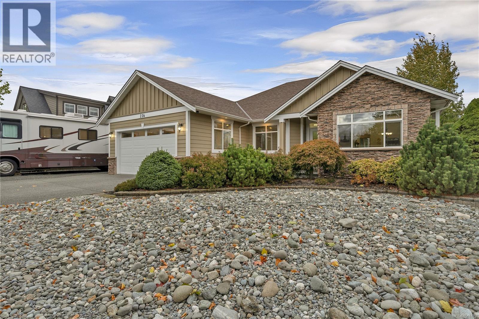 236 Virginia Dr, Campbell River, BC V9W 8H7