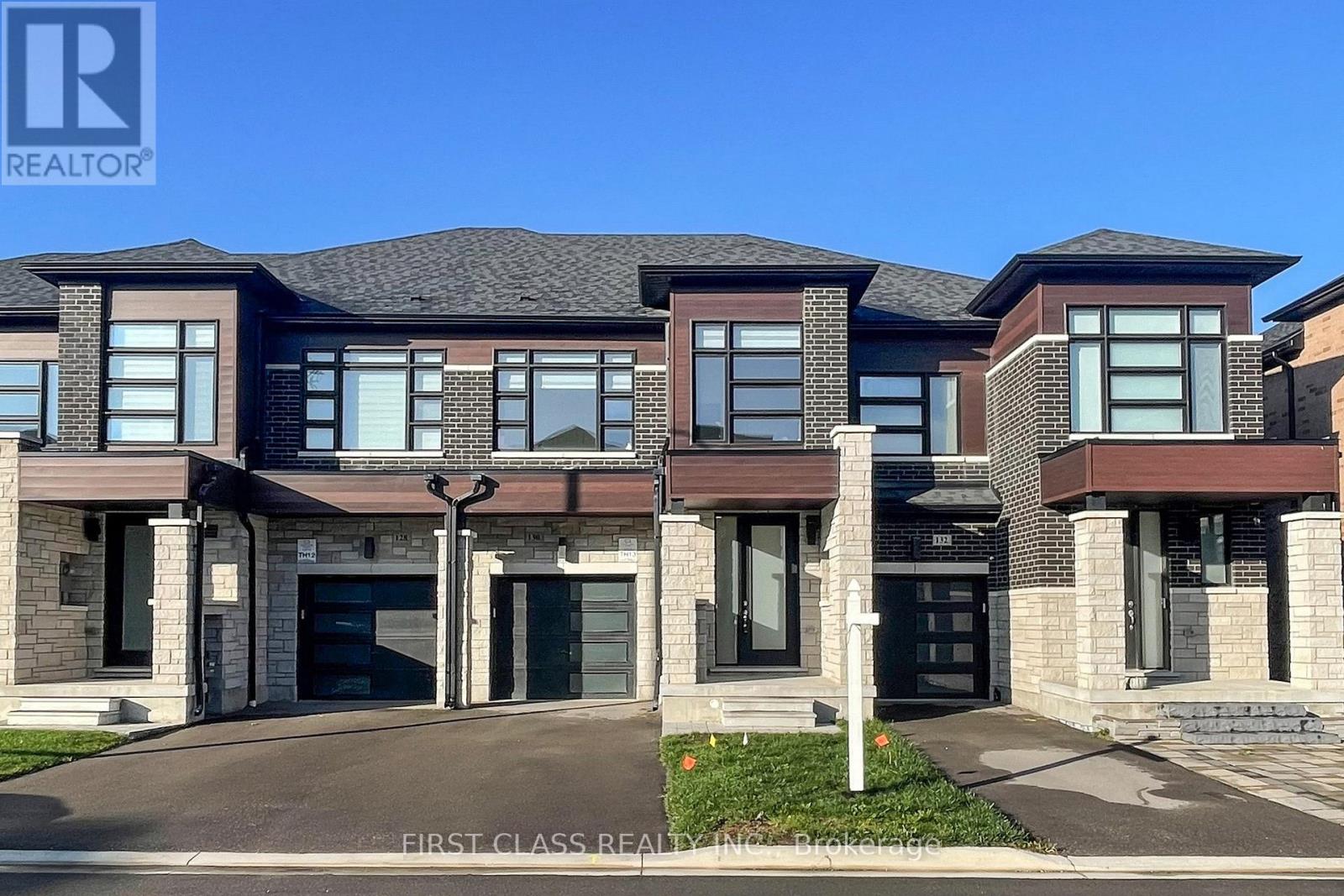 130 Hilts Dr, Richmond Hill, ON L4S 0J2