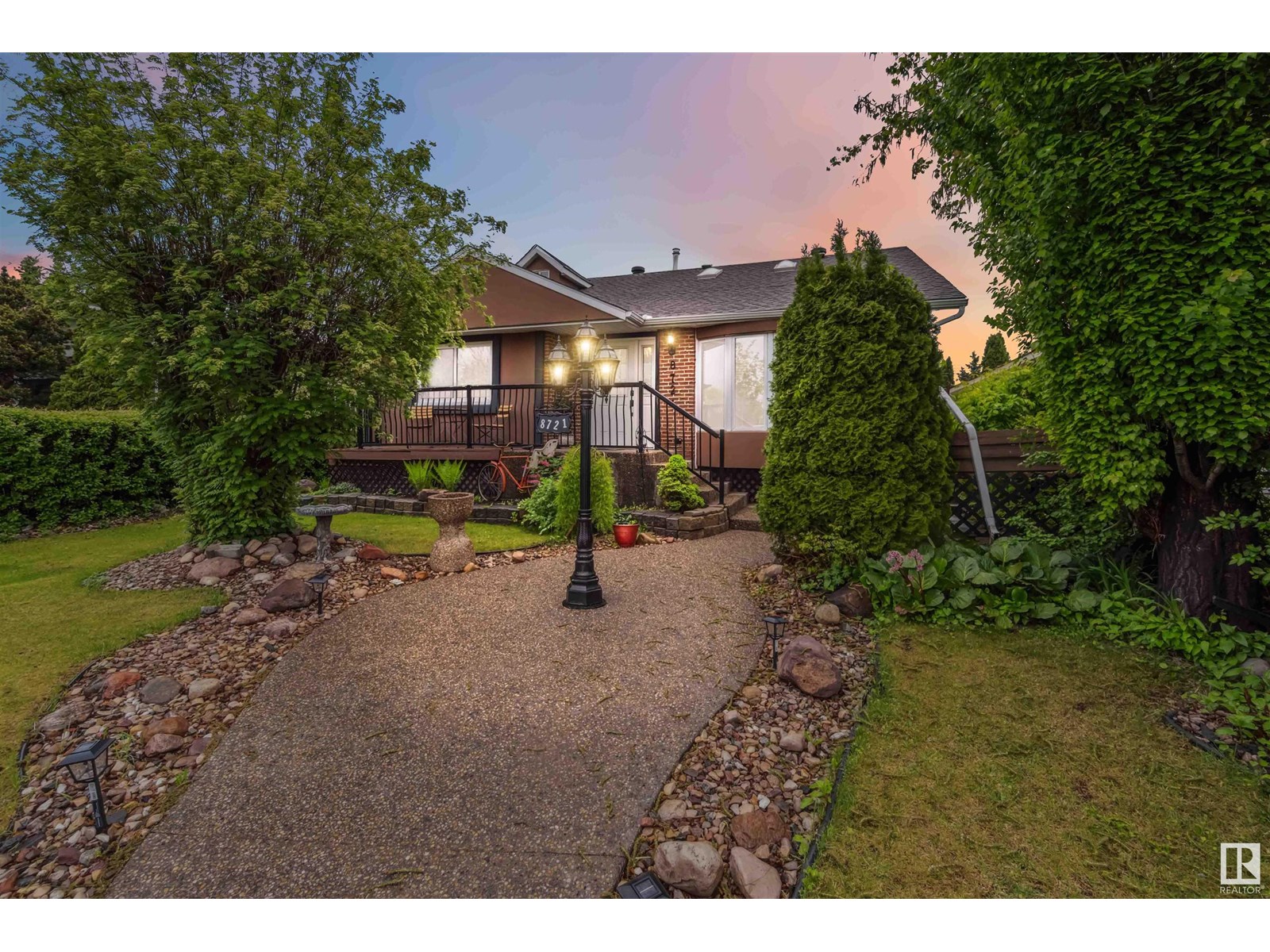 152 St Nw Unit 8721, Edmonton, AB T5R 1L9