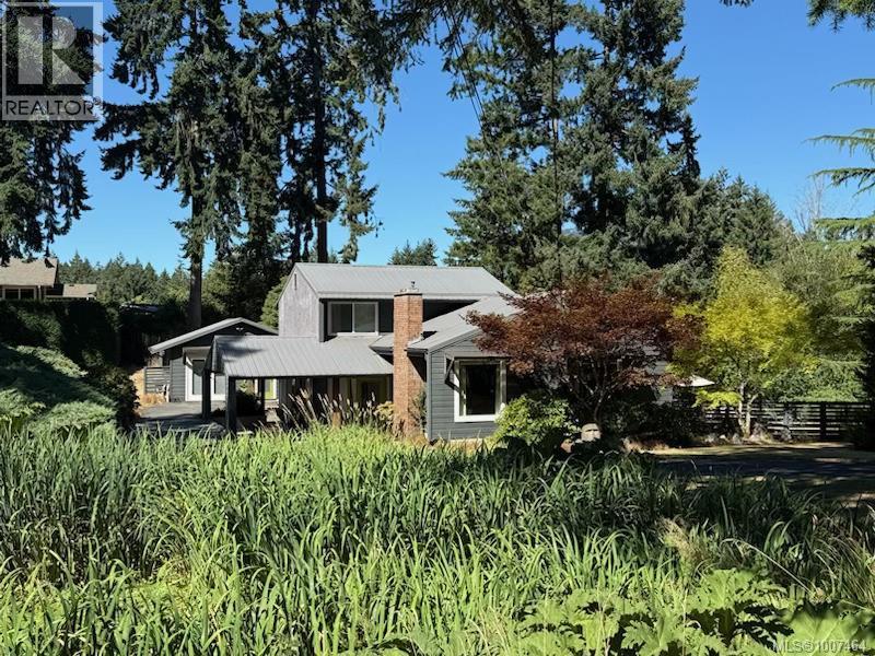 6496 Wicks Rd, Duncan, BC V9L 5V3