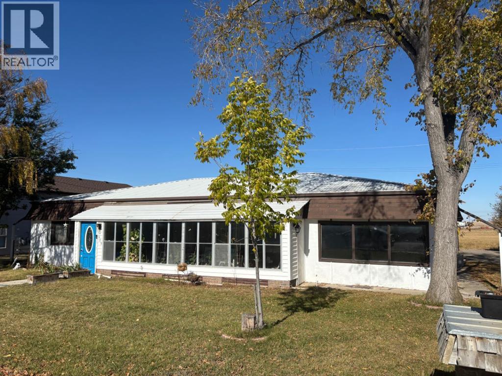 1 Avenue S Unit 409, Coutts, AB T0K 0N0