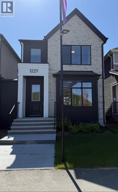 1229 Creekview Dr SW, Calgary, AB T2X 4Y1