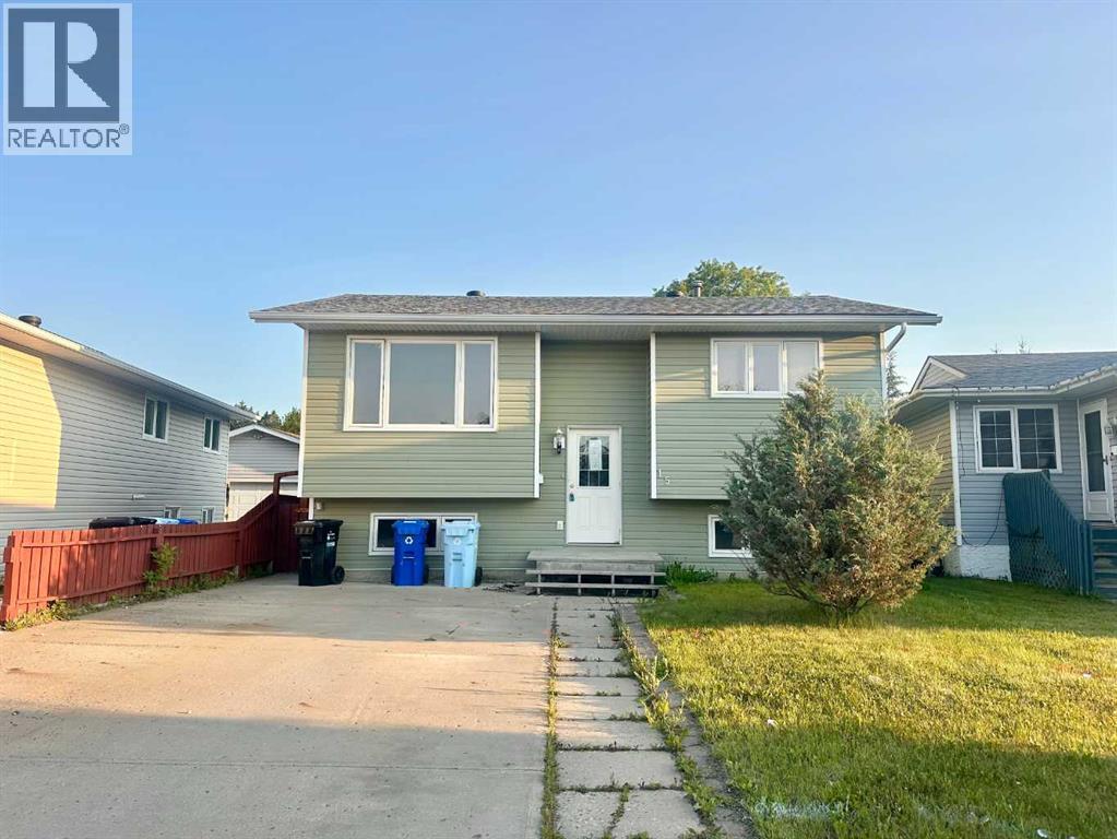 158 Erindale Rd, Fort Mcmurray, AB T9H 4N5