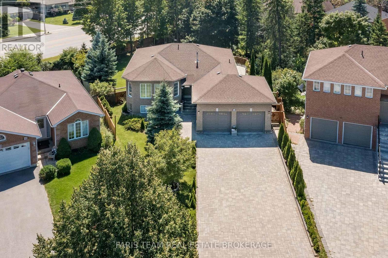 46 Kell Pl, Barrie, ON L4N 9K5