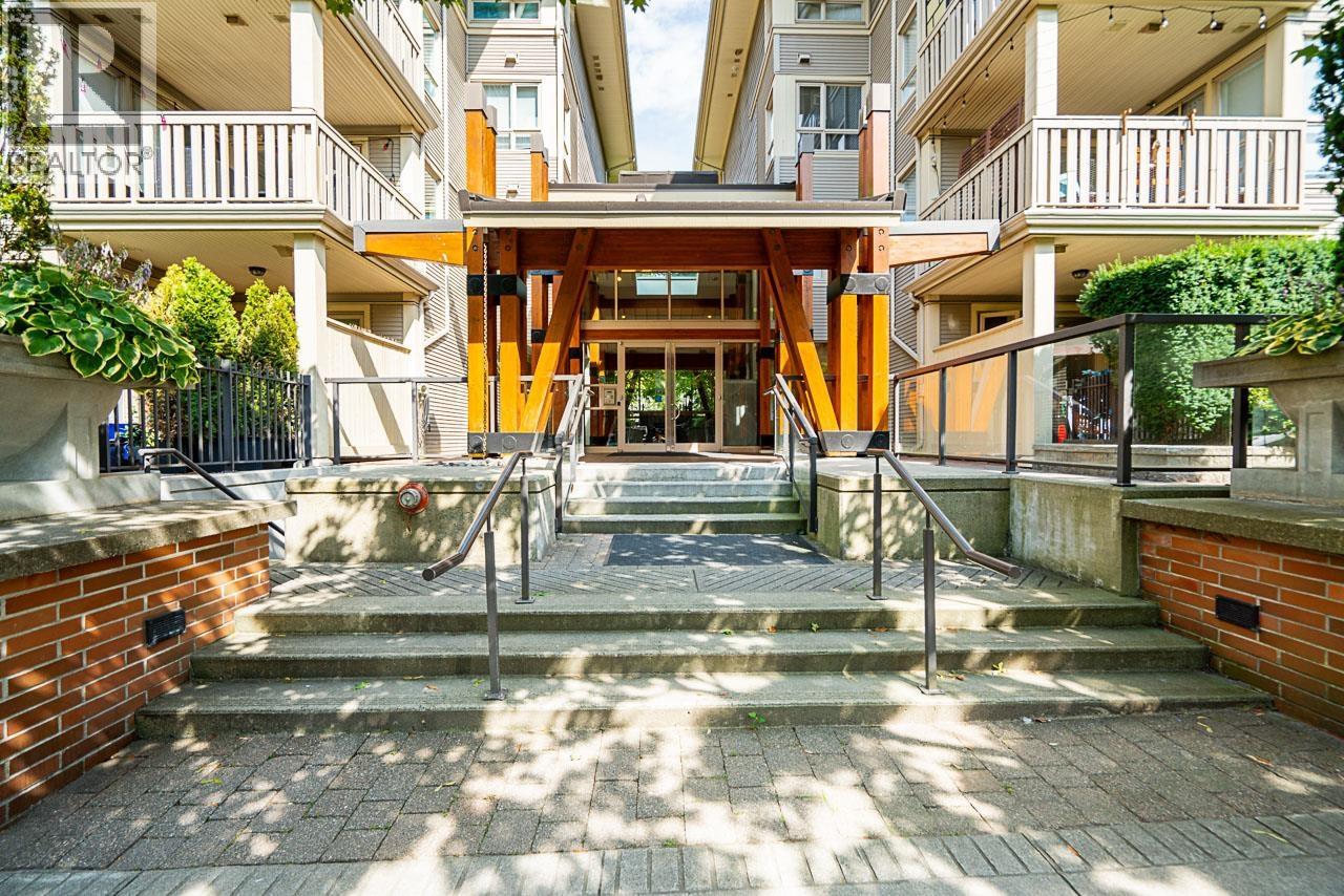 801 Klahanie Drive Unit 217, Port Moody, BC V3H 5K4