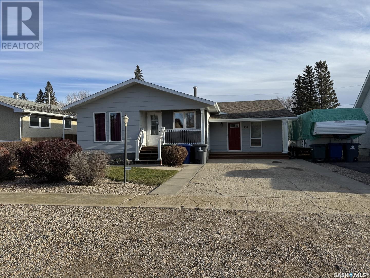 504 2 Street West, Wilkie, SK S0K 4W0