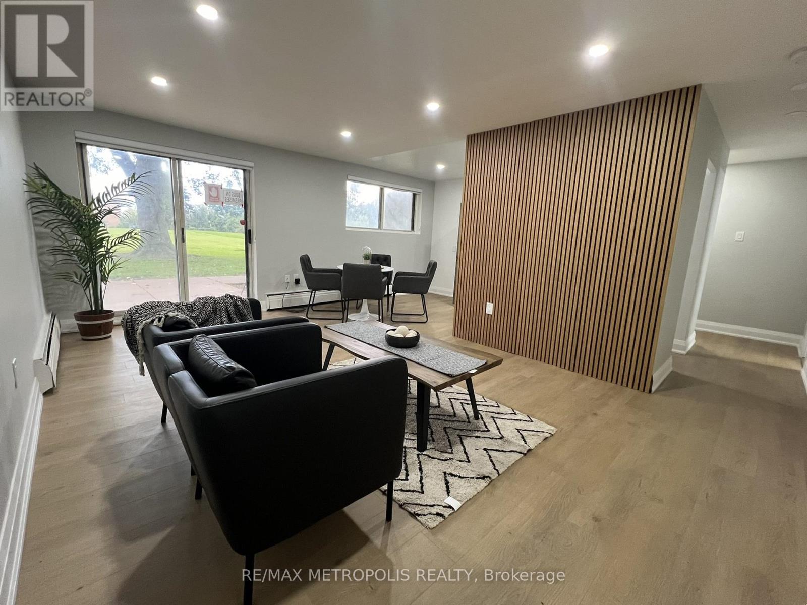 101 1830 Dumont St, London, ON N5W 2S1