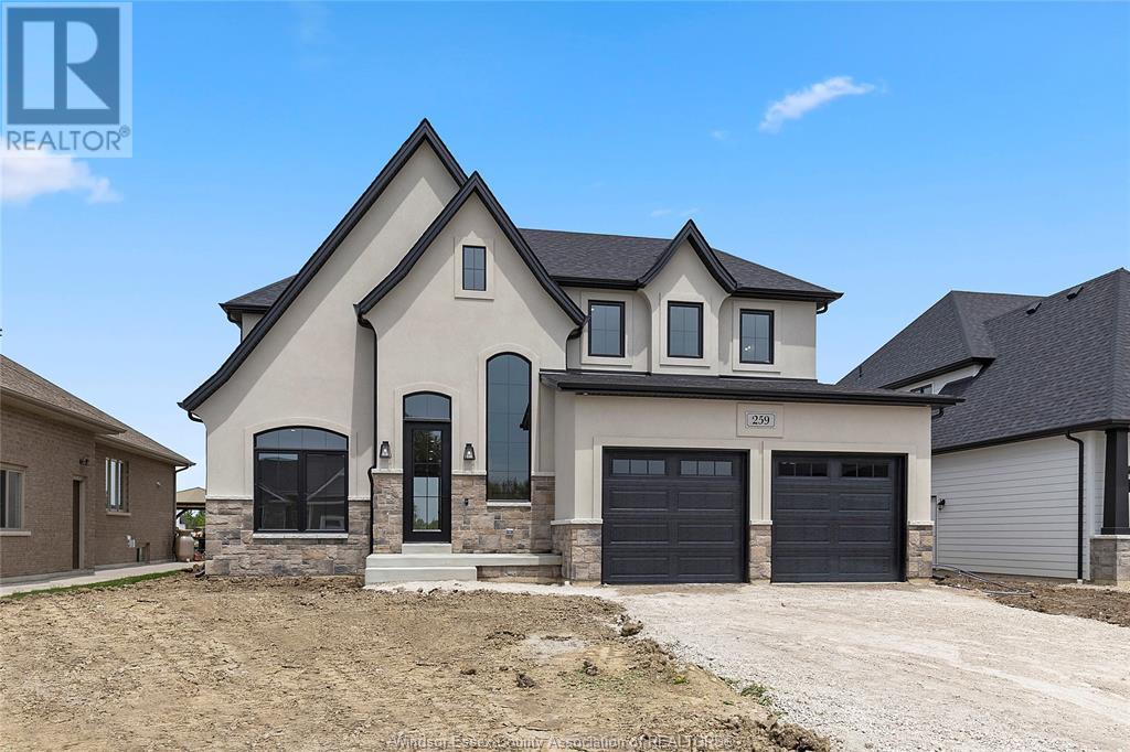 259 Joan Flood, Essex, ON N8M 0C6