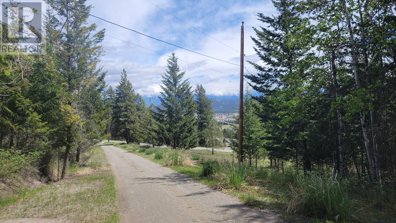 343 Cross Rd, Cranbrook, BC V1C 6W6