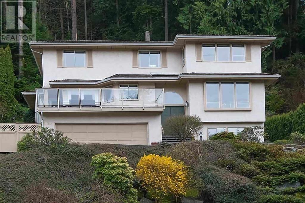 5456 Keith Rd, West Vancouver, BC V7W 3C9