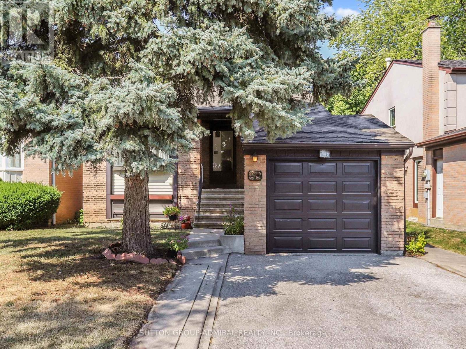 80 Castle Rock Dr, Richmond Hill, ON L4C 5K4