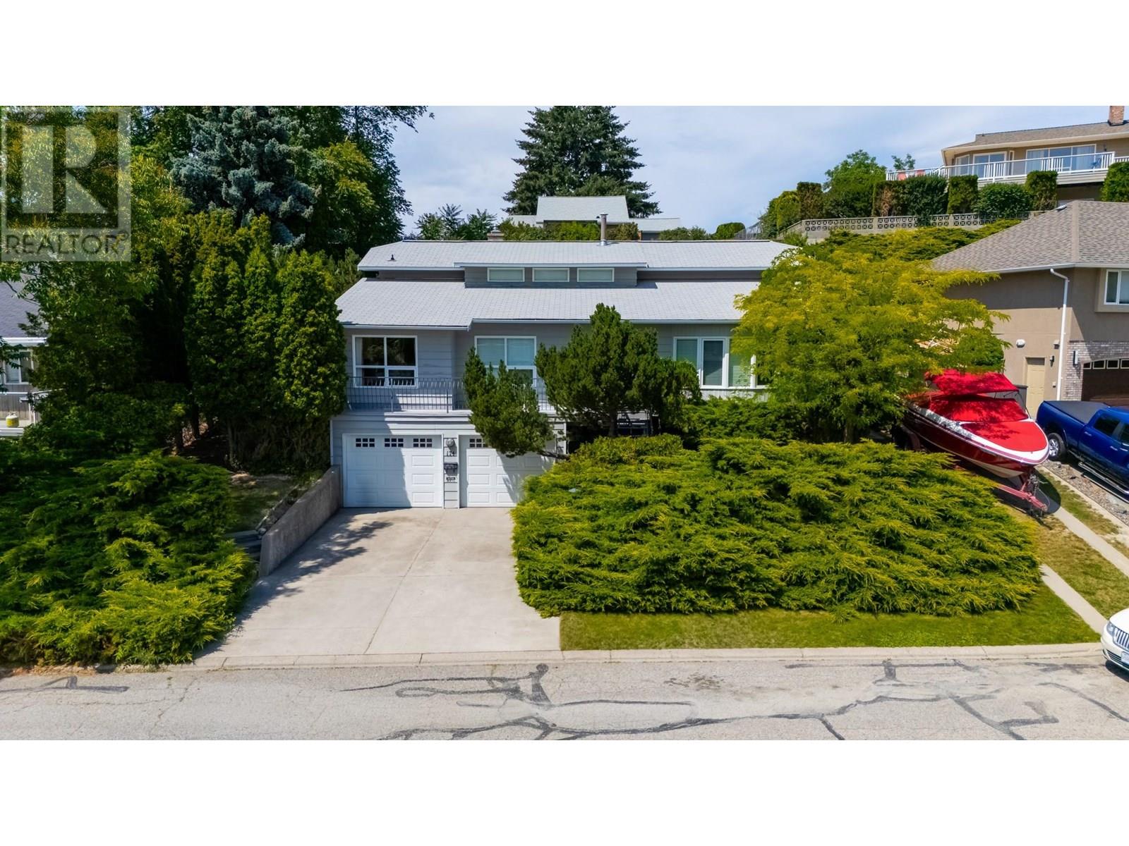 174 Dafoe Pl, Penticton, BC V2A 7E6