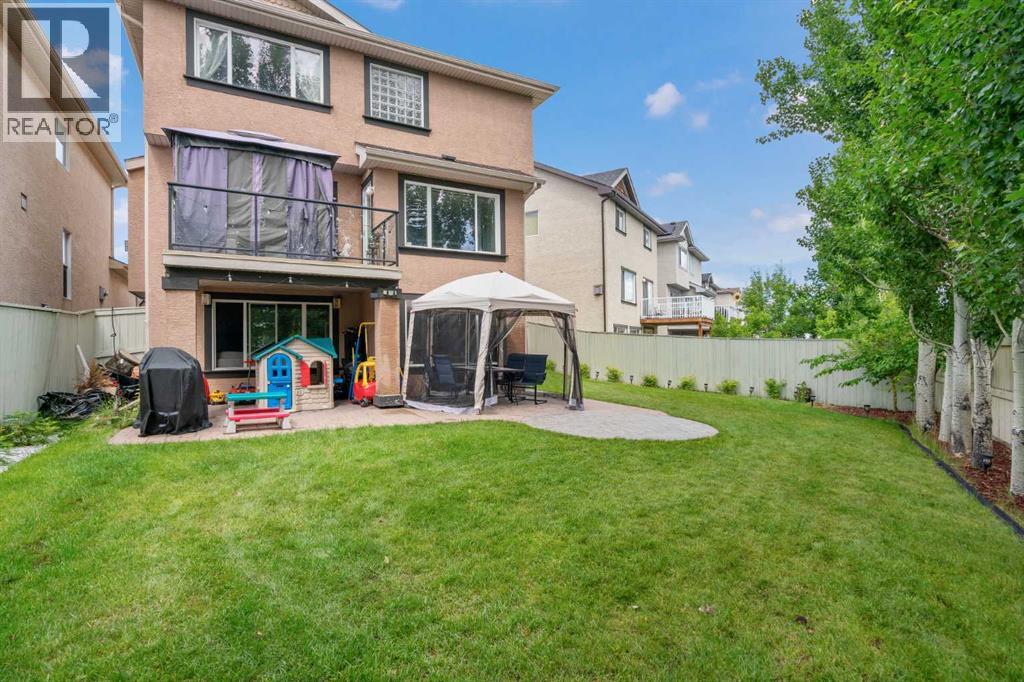 84 Everwillow Park SW, Calgary, AB T2Y 5C6