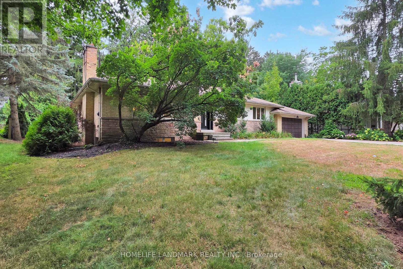 456 Chamberlain Ln, Oakville, ON L6J 4H5