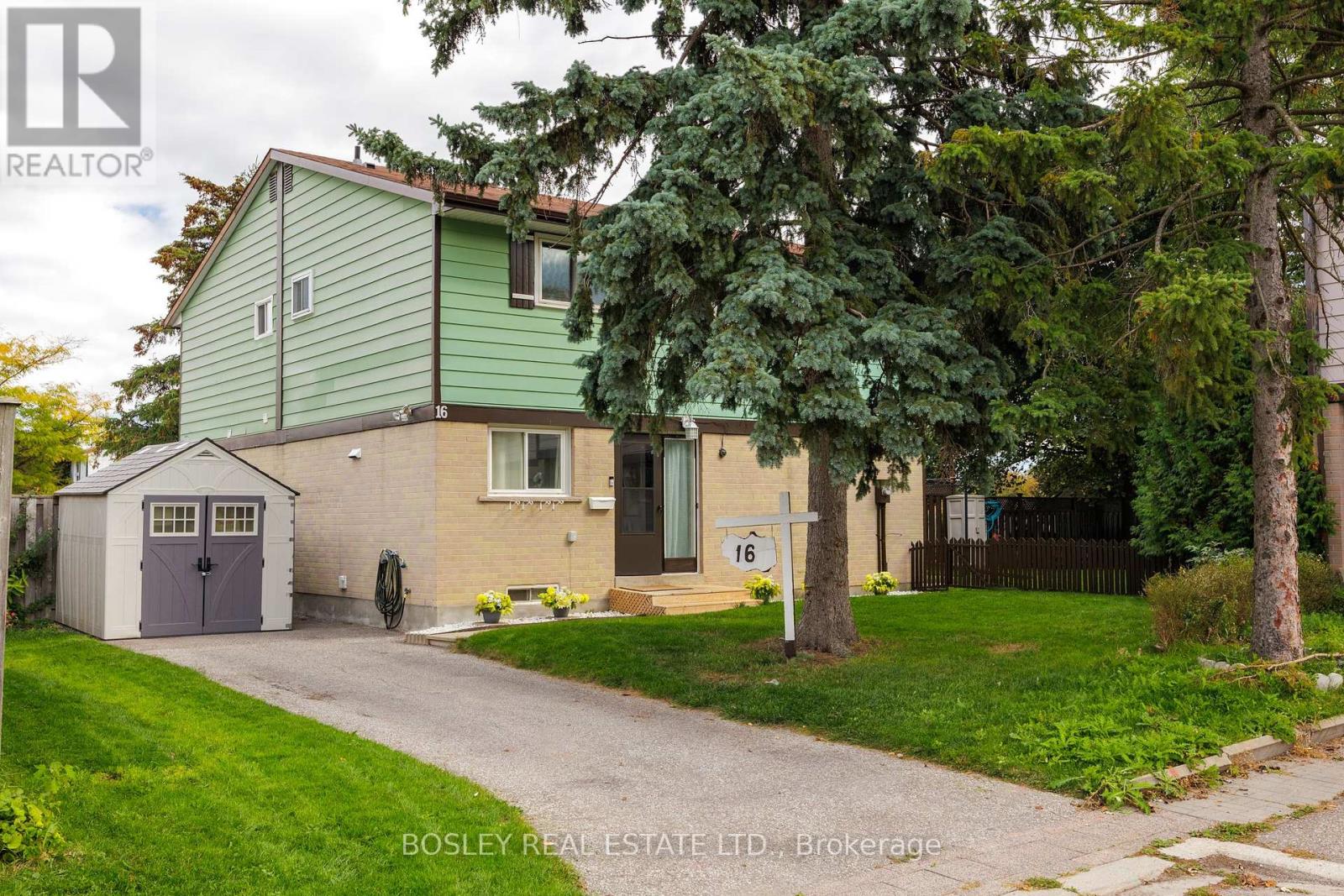 16 Grand River Ct, Brampton, ON L6S 2J8