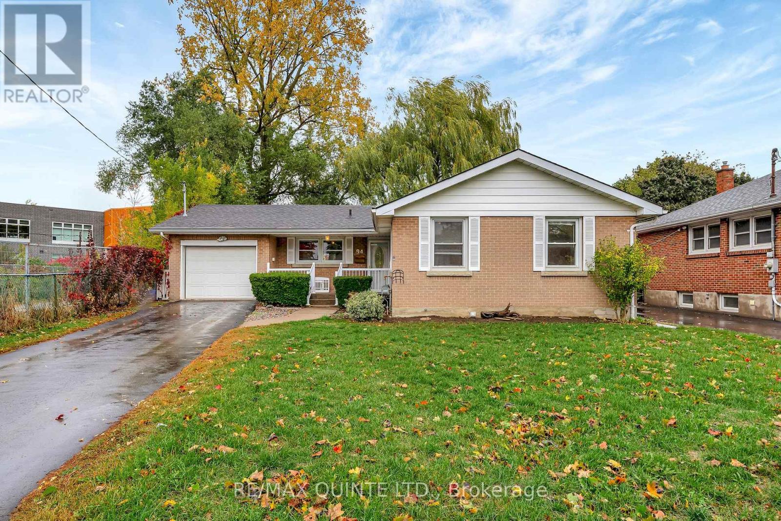94 Hastings Dr, Belleville, ON K8N 1J4