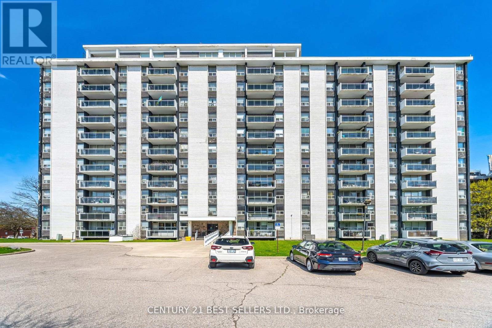 306 151 La Rose Ave, Toronto, ON M9P 1B3