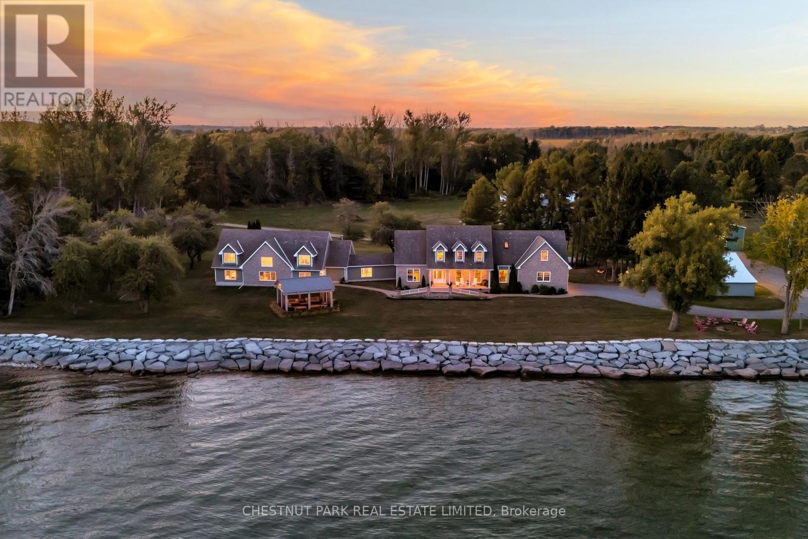 4698 County Road 8, Prince Edward County North Marysburg Ward, ON K0K 2T0