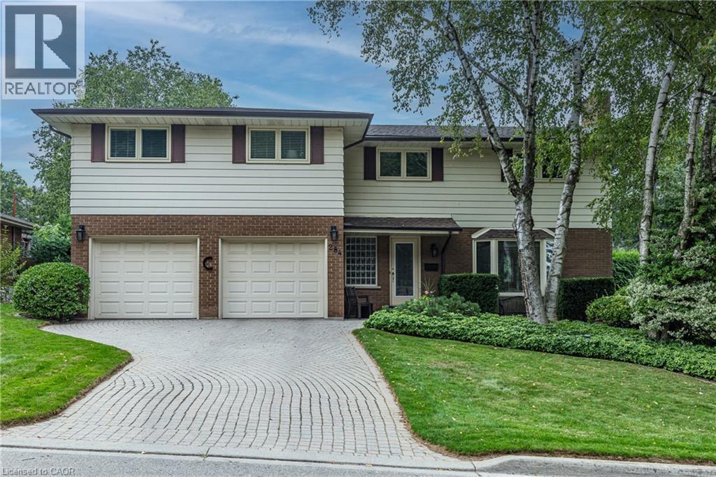 284 Greenbriar Rd, Hamilton, ON L9G 2V5