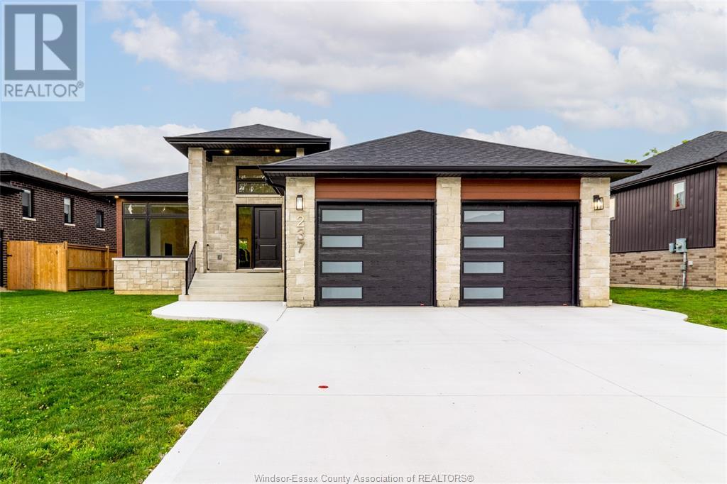 237 Sandybrook Way, Kingsville, ON N9Y 0A3