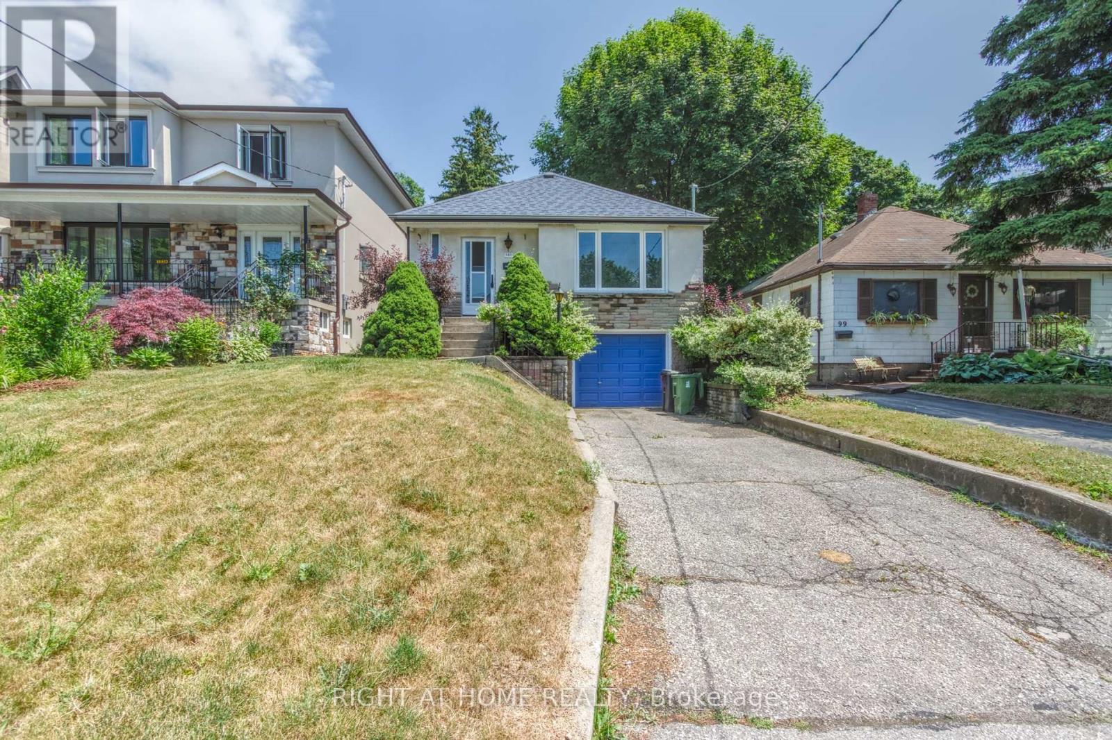 101 Eastville Ave, Toronto, ON M1M 2N8