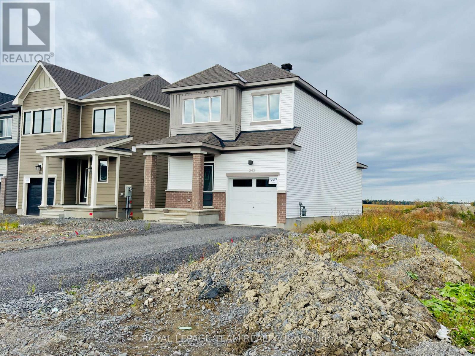 343 Cantering Dr, Ottawa, ON K0A 2Z0