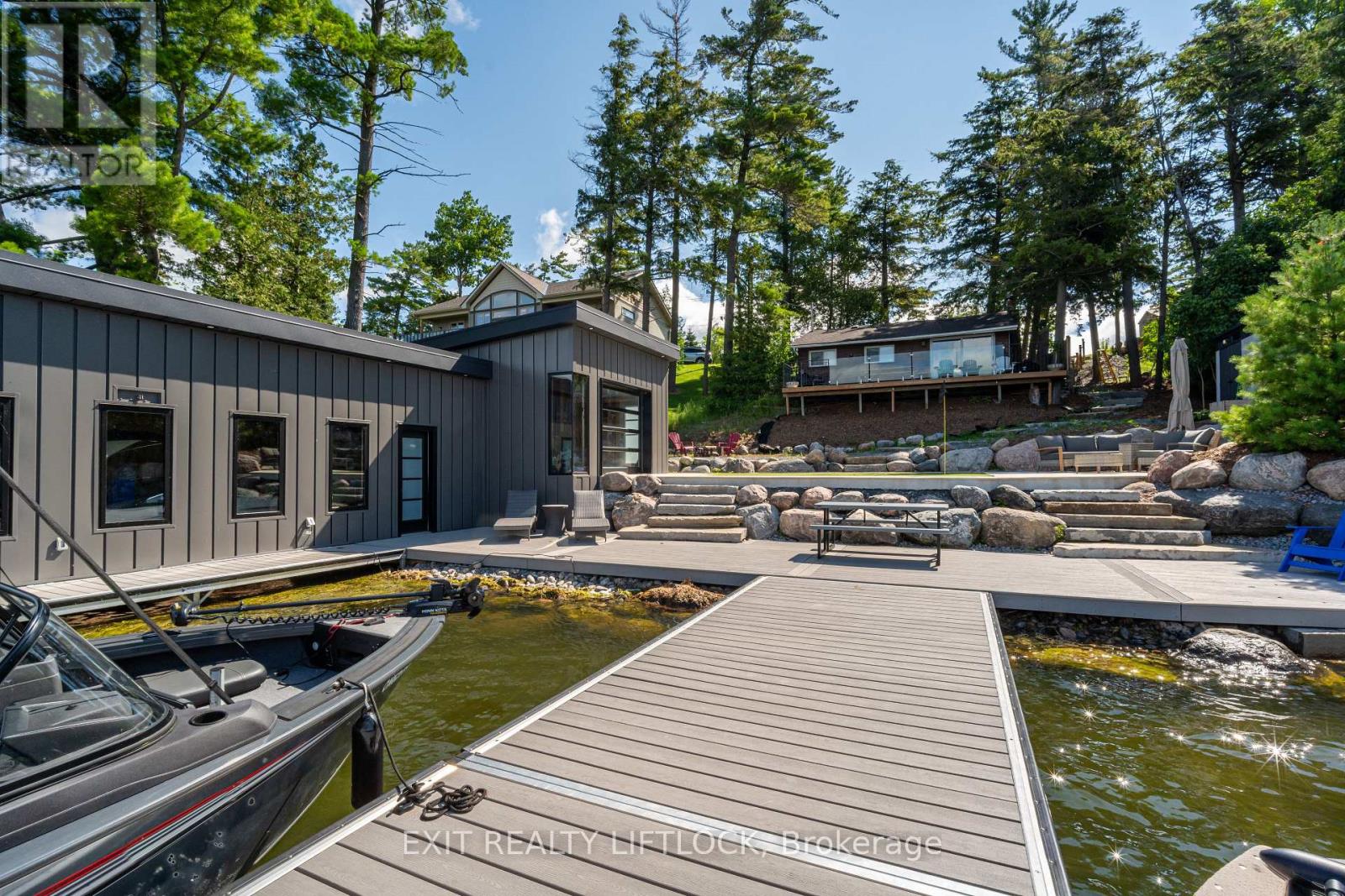854 Fifes Bay Marina Ln, Selwyn, ON K9J 6X3