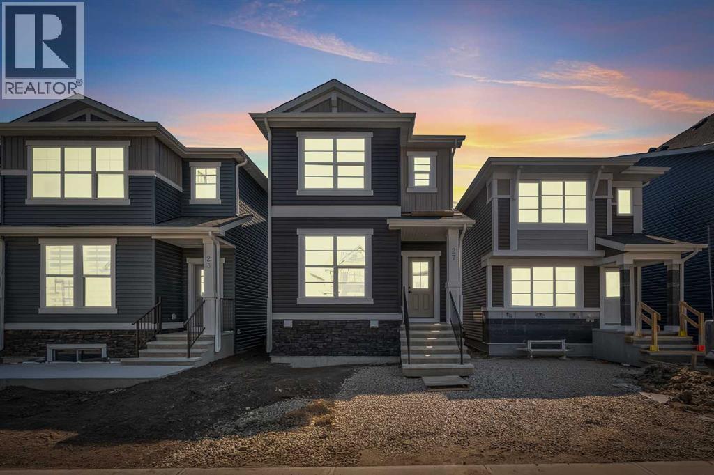 27 Amblefield Ave NW, Calgary, AB T3P 2C1