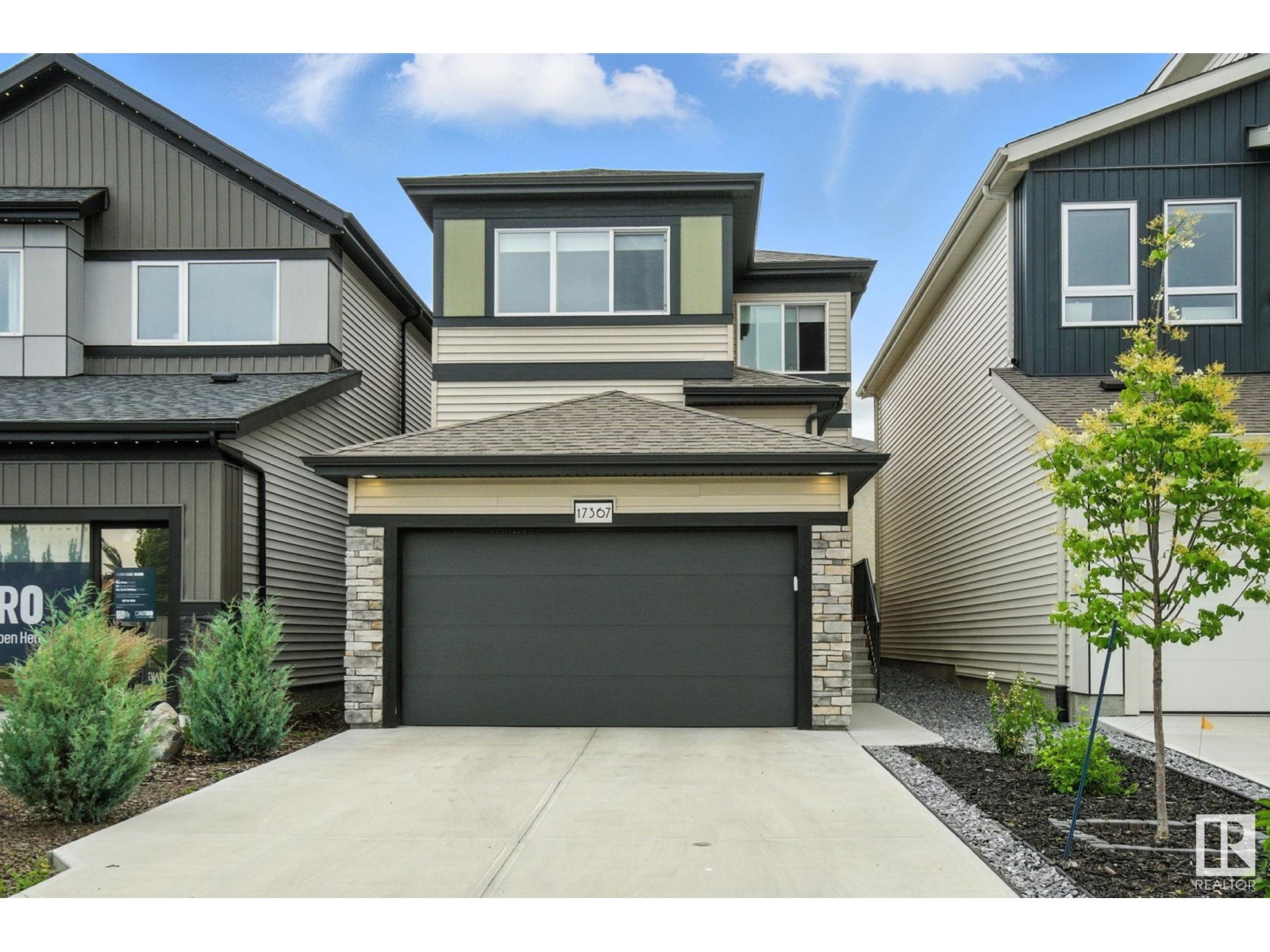 100 St Nw Unit 17367, Edmonton, AB T5X 0M5
