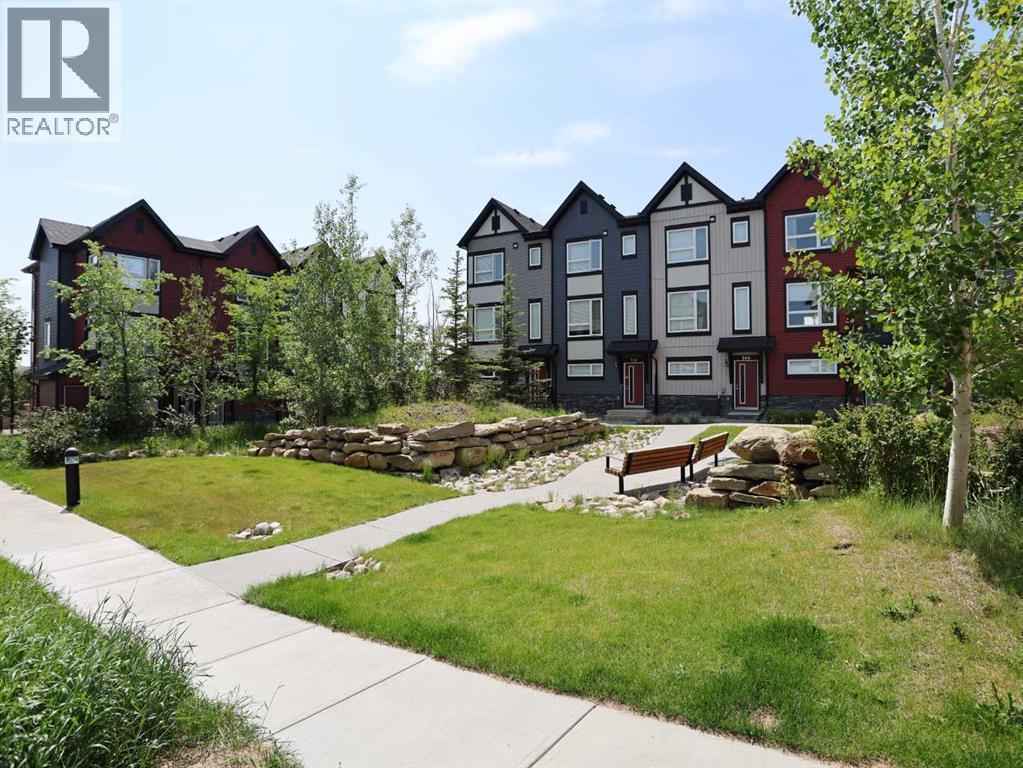 11 Evanscrest Mews Nw Unit 208, Calgary, AB T3P 0Y1