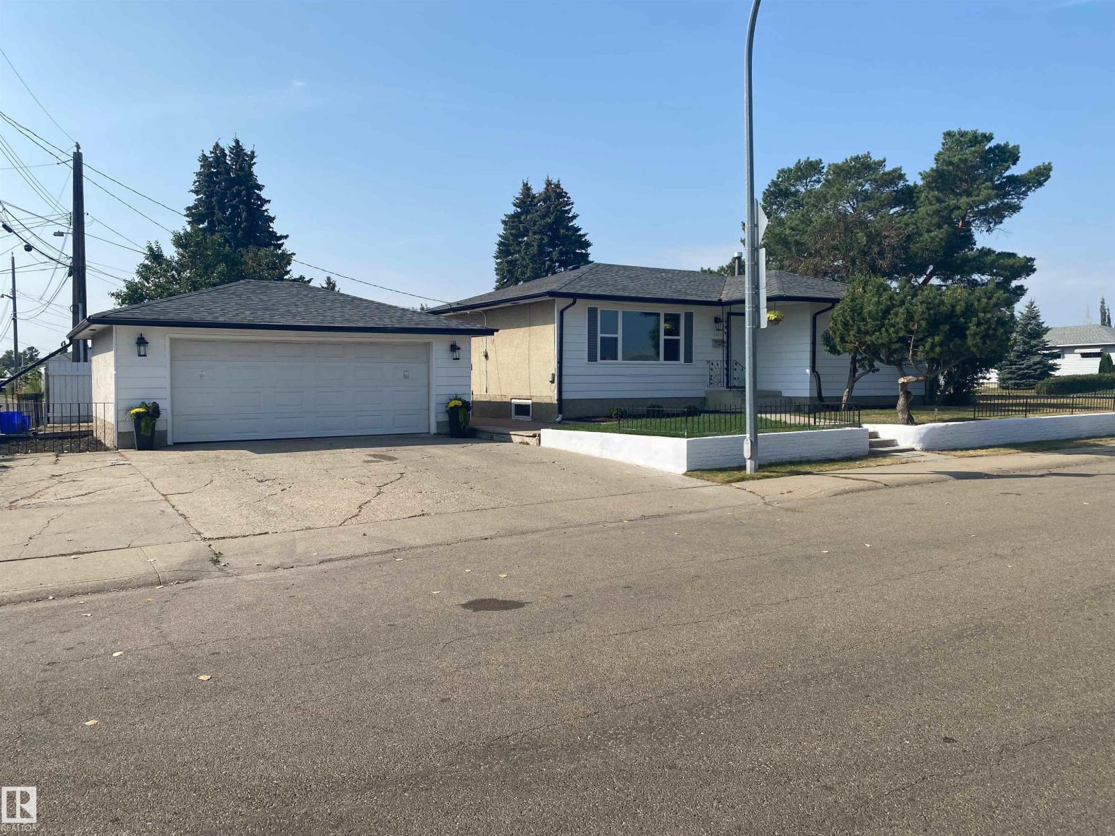 134 Av Nw Unit 7815 #b, Edmonton, AB T5C 3B9