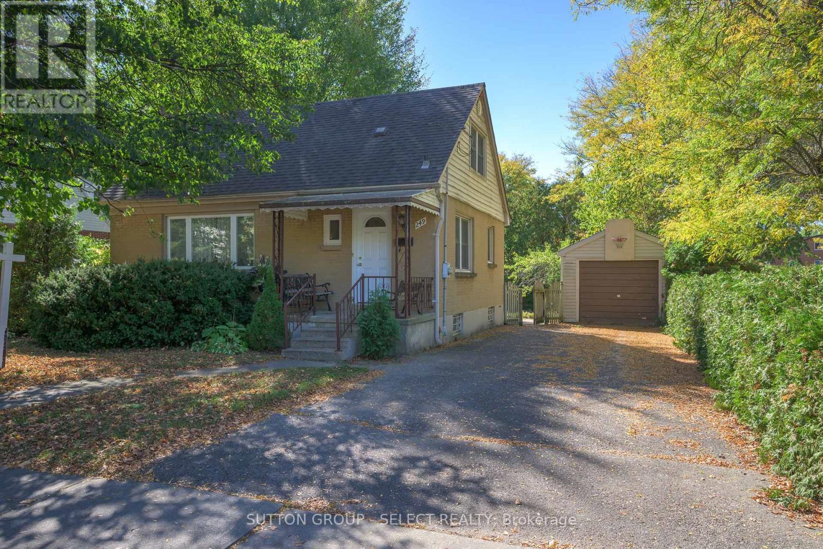 249 Taylor St, London, ON N5Y 2J6