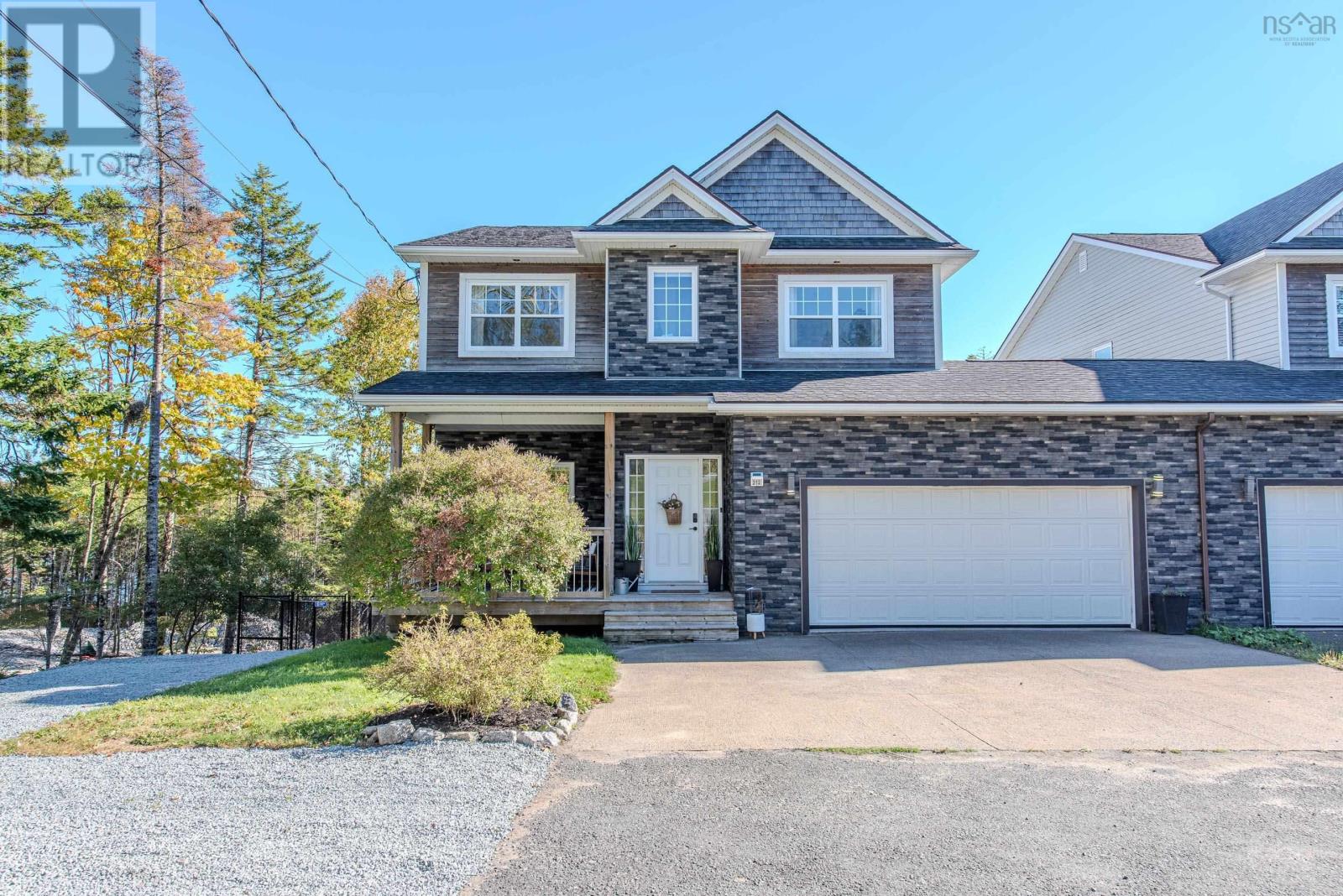 212 Voyageur Way, Hammonds Plains, NS B4B 2C1