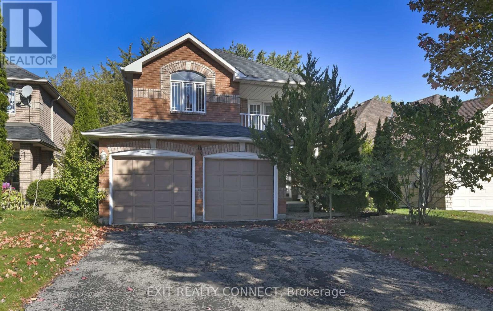 20 Rinaldo Rd, Georgina, ON L4P 3X9