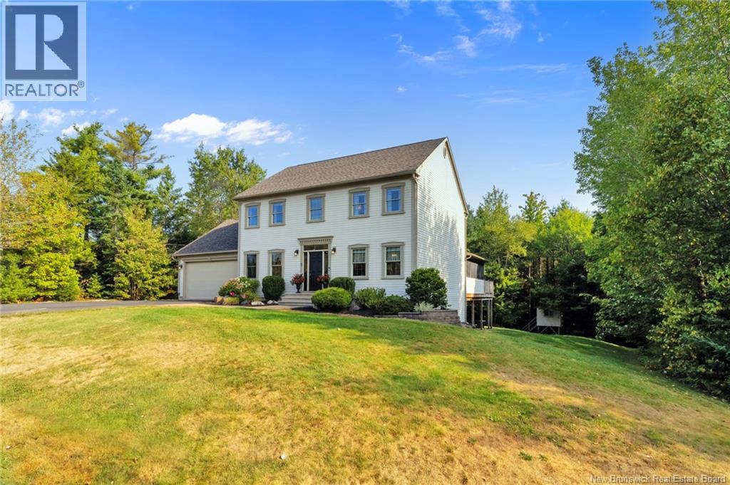 5 Cobblestone Dr, Hanwell, NB E3B 2M6