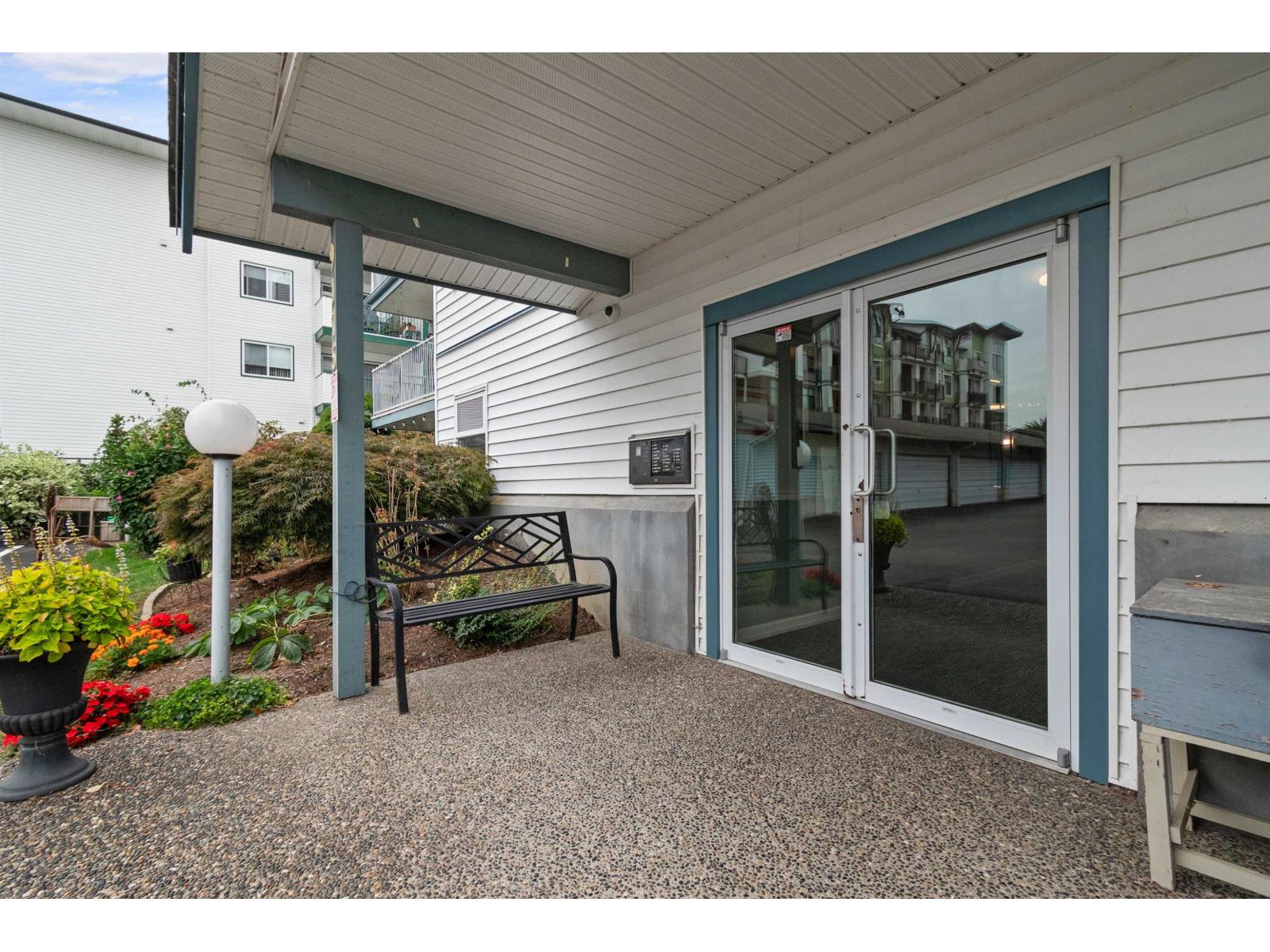 9175 Edward Streetchilliwack Proper West Unit 306, Chilliwack, BC V2P 4C5