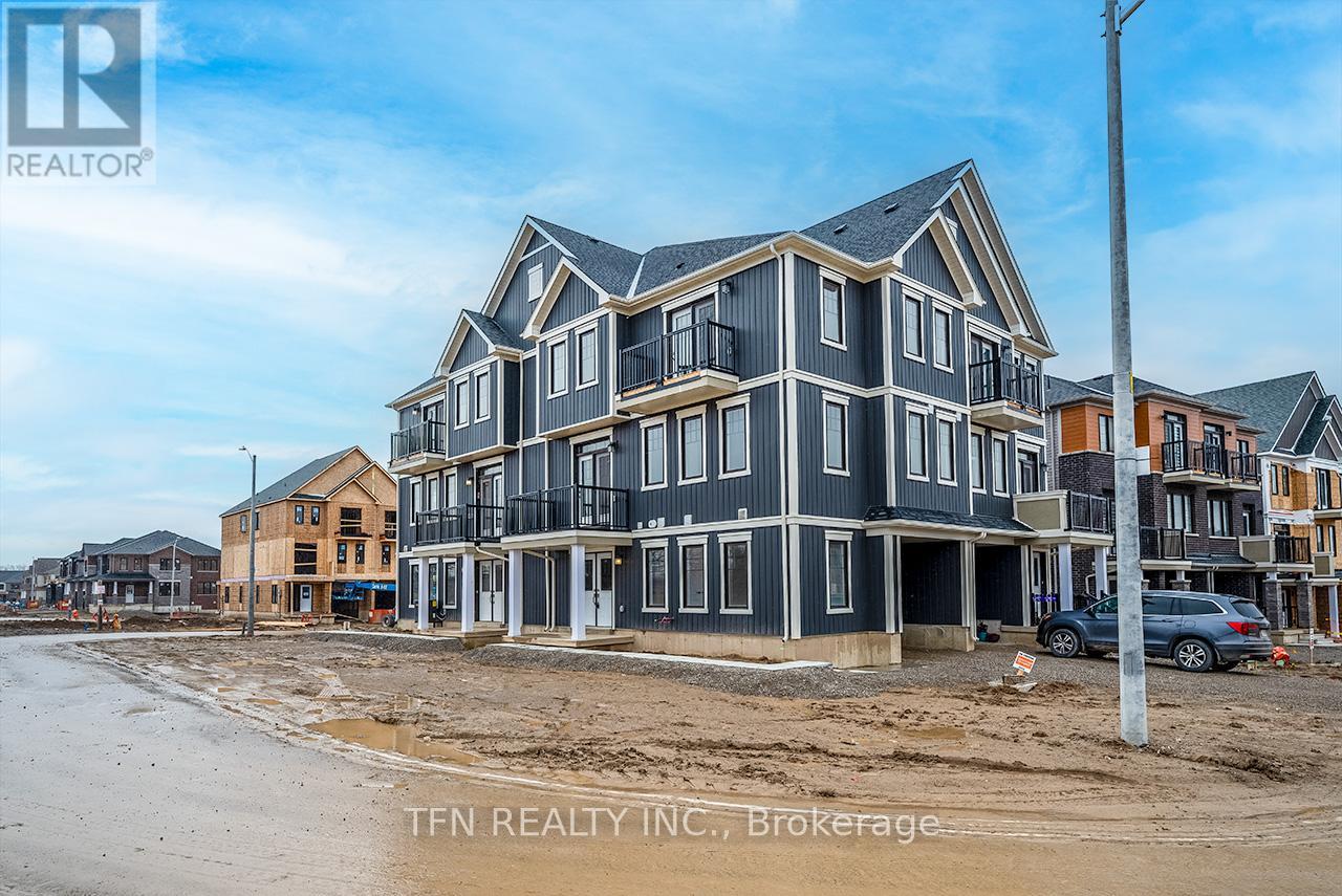 40 Norwich Cres, Haldimand, ON N3W 0J4