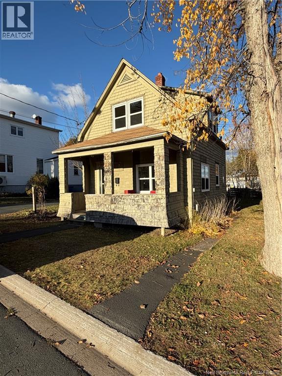 378 George St, Miramichi, NB E1V 2S2