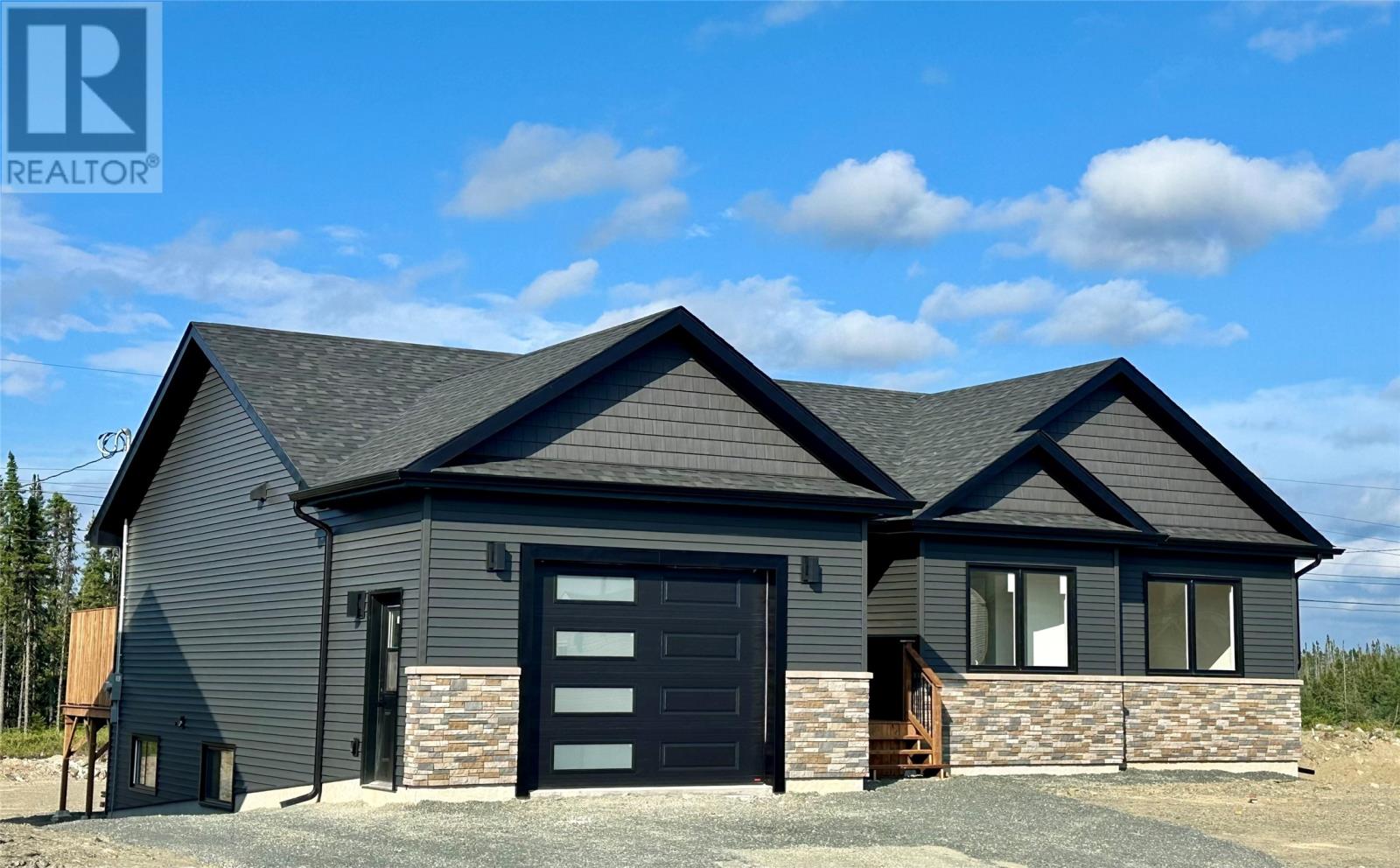 10 Blandford St, Gander, NL A1V 0A4