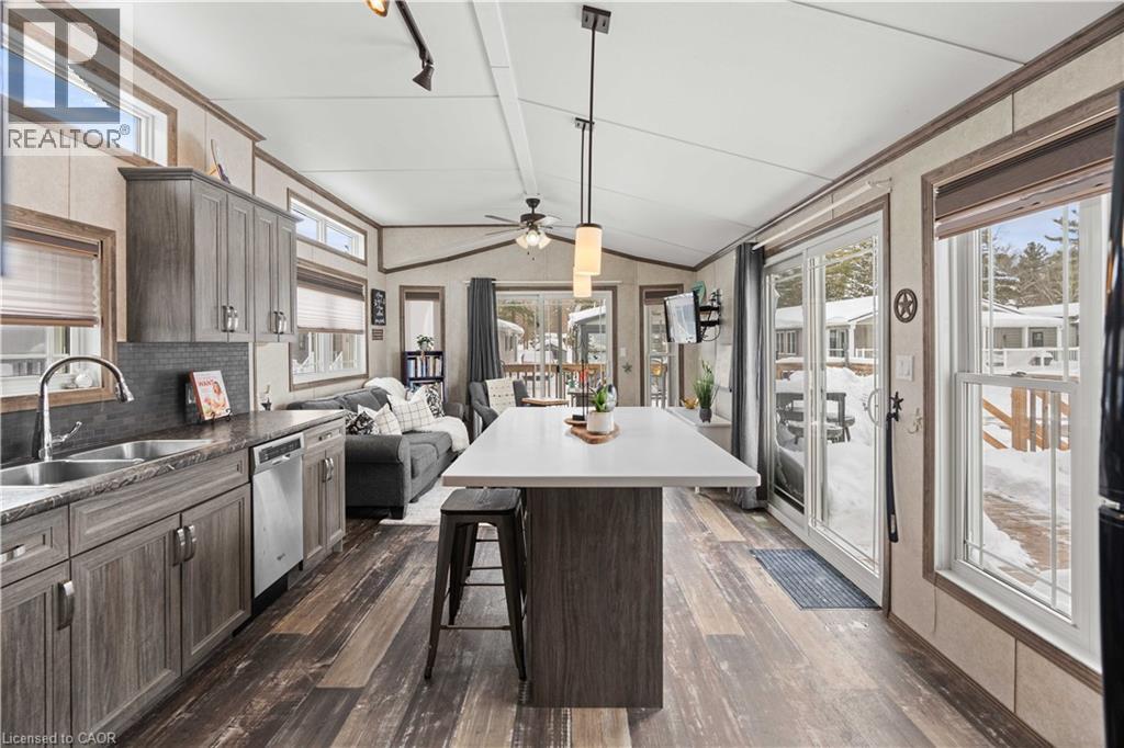 4449 Milburough Line Unit 10 Oak St, Burlington, ON L7P 0C5