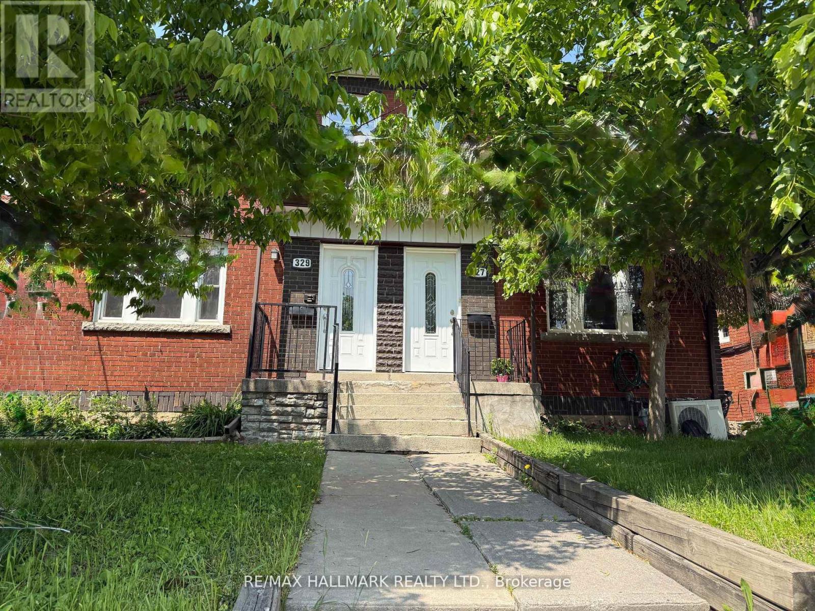327 Vaughan Rd, Toronto Humewood-cedarvale, ON M6C 2N5