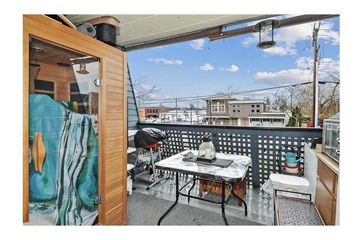 17661 58a Avenue Unit 105, Surrey, BC V3S 1N4