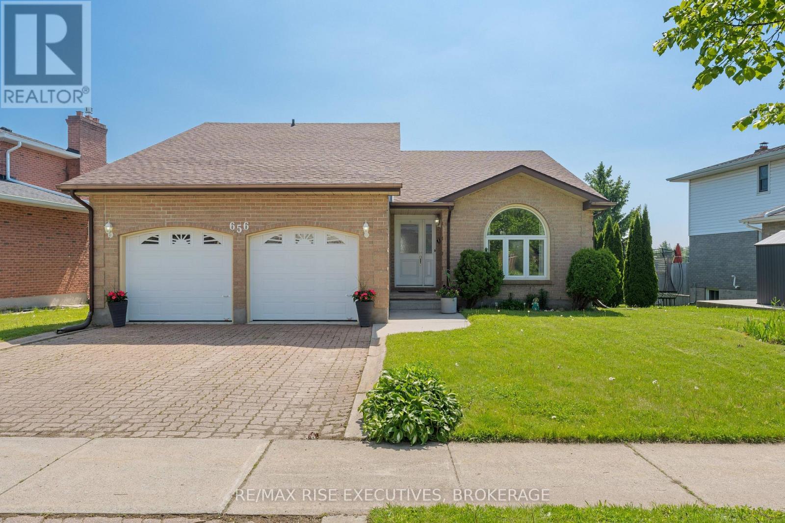 656 Rivermeade Ave, Kingston East Gardiners Rd, ON K7M 7Z6