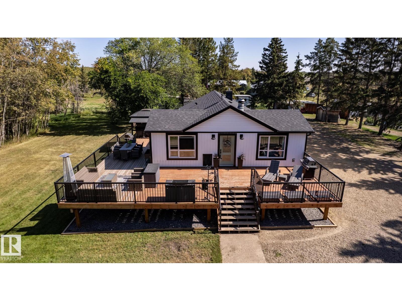 22355 Hwy 623, Rural Leduc County, AB T0B 3M4